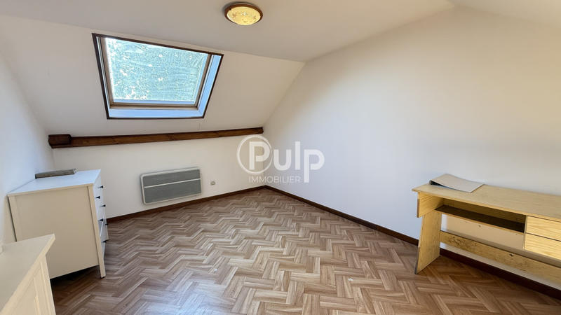 Maison traditionnelle - 110 m² - 4 pièces