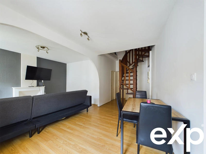 Duplex - 84 m² - 4 pièces