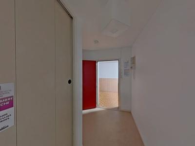 Local commercial - 84 m² - 4 pièces