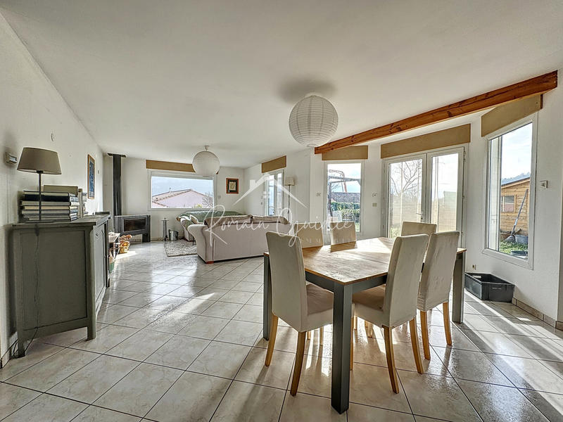 Maison - 128 m² - 5 pièces