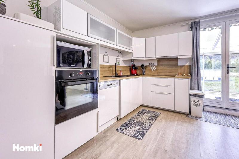 Maison - 92 m² - 4 pièces