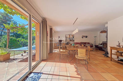Villa - 112 m² - 5 pièces
