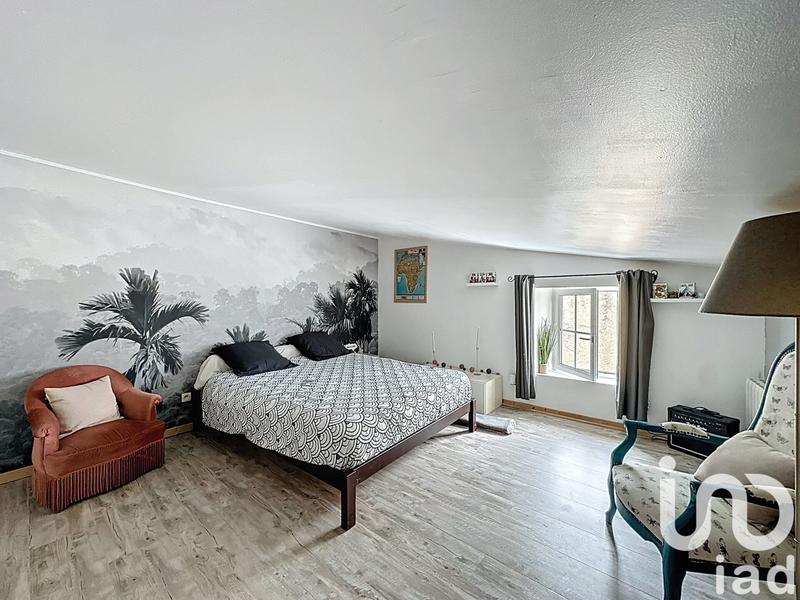 Maison - 177 m² - 6 pièces