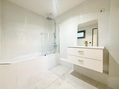 Maison - 89 m² - 5 pièces