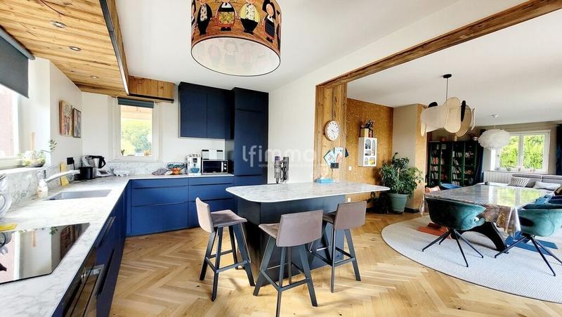 Maison - 192 m² - 6 pièces