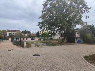 Terrain constructible - 366 m²