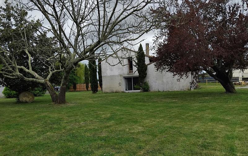 Maison - 500 m² - 9 pièces