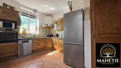 Maison - 177 m² - 5 pièces