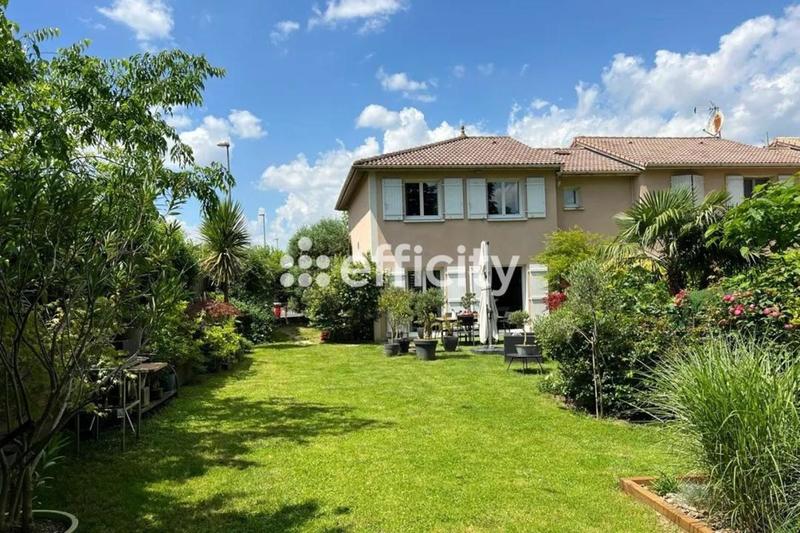 Maison - 95 m² - 5 pièces