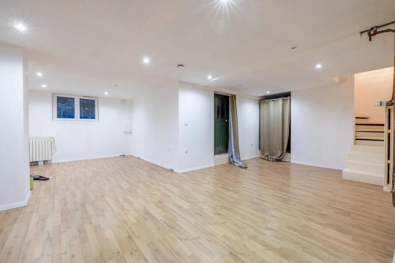 Maison - 163 m² - 7 pièces