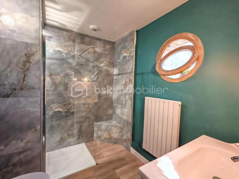 Maison - 158 m² - 5 pièces