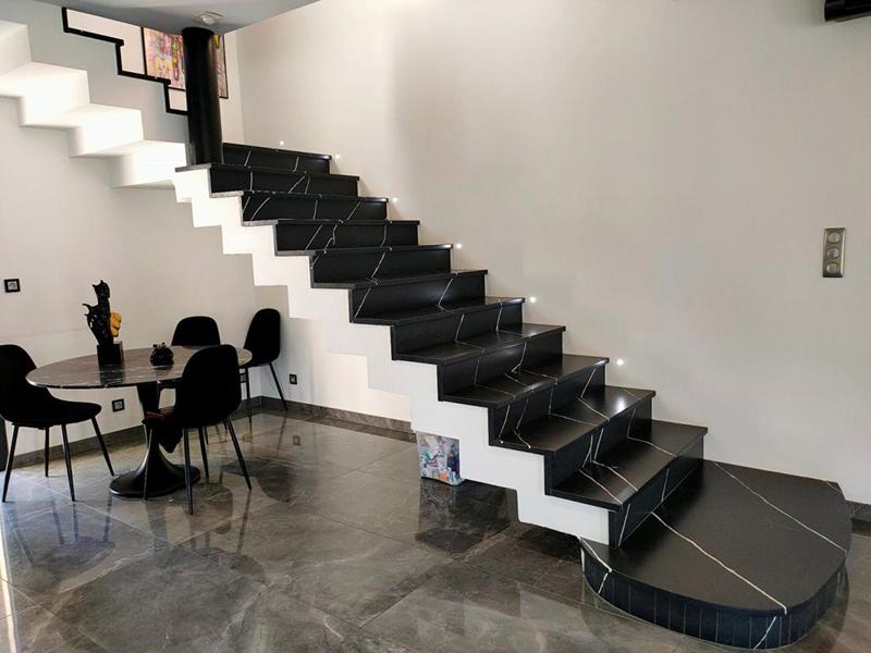 Maison - 224 m² - 7 pièces