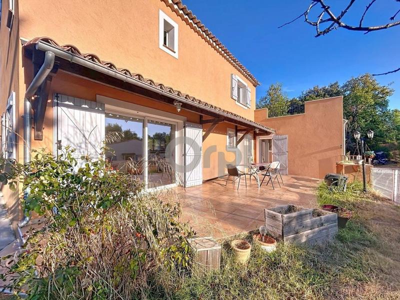 Maison - 145 m² - 5 pièces