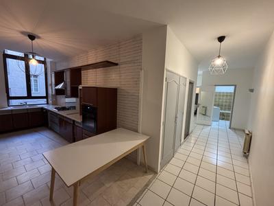 Appartement - 110 m² - 4 pièces