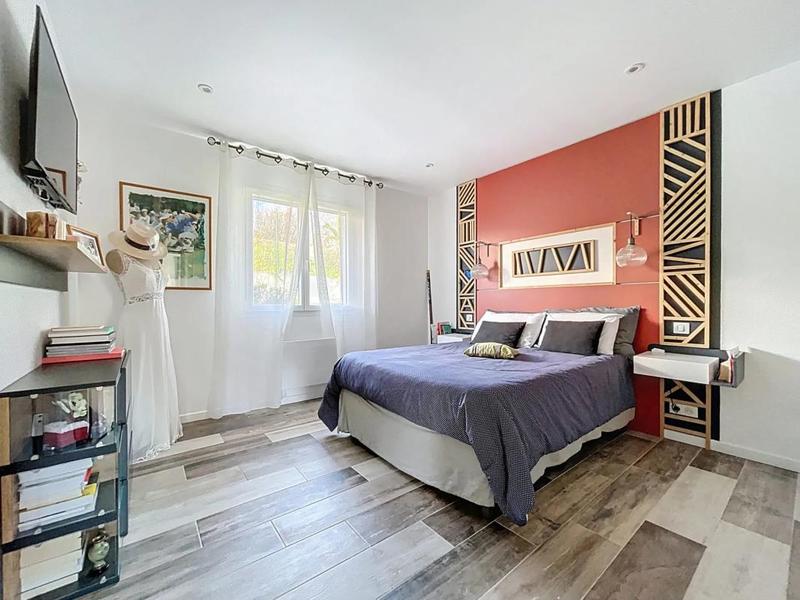 Maison - 183 m² - 5 pièces