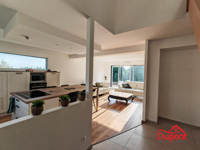 Maison - 112 m² - 4 pièces