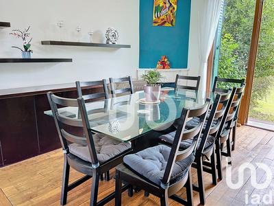 Maison - 140 m² - 8 pièces