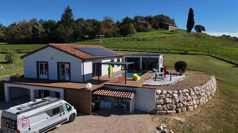 Villa - 99 m² - 4 pièces