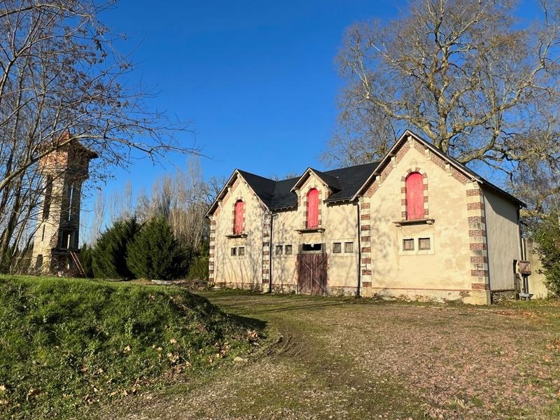 Manoir - 1 000 m² - 14 pièces