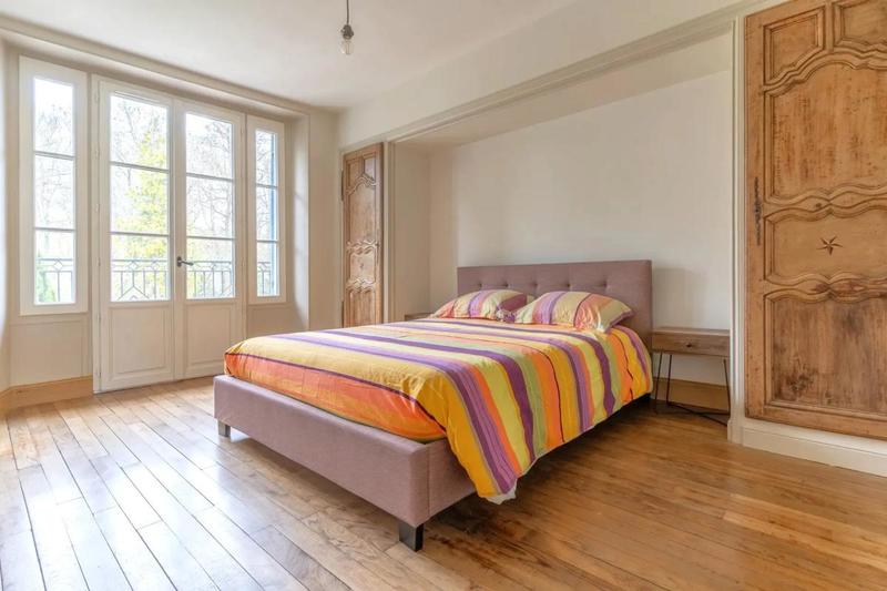 Demeure - 139 m² - 7 pièces