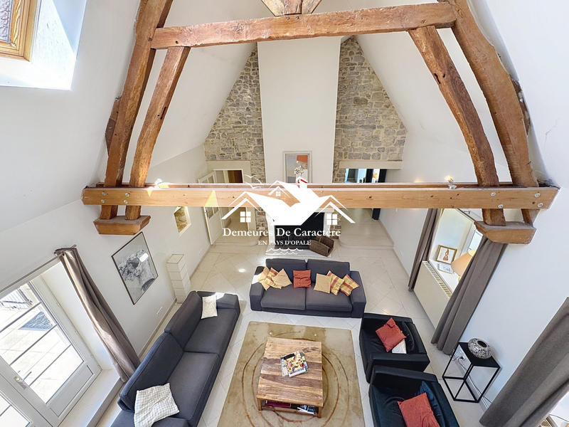 Maison - 266 m² - 8 pièces