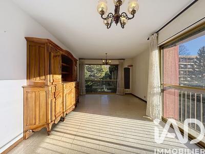 Appartement - 100 m² - 5 pièces