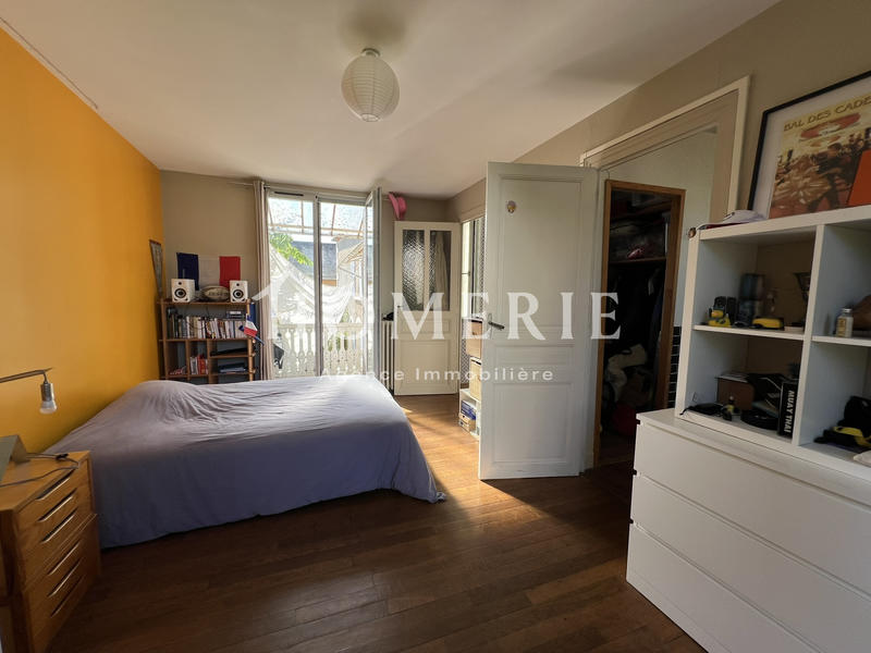 Maison - 193 m² - 8 pièces