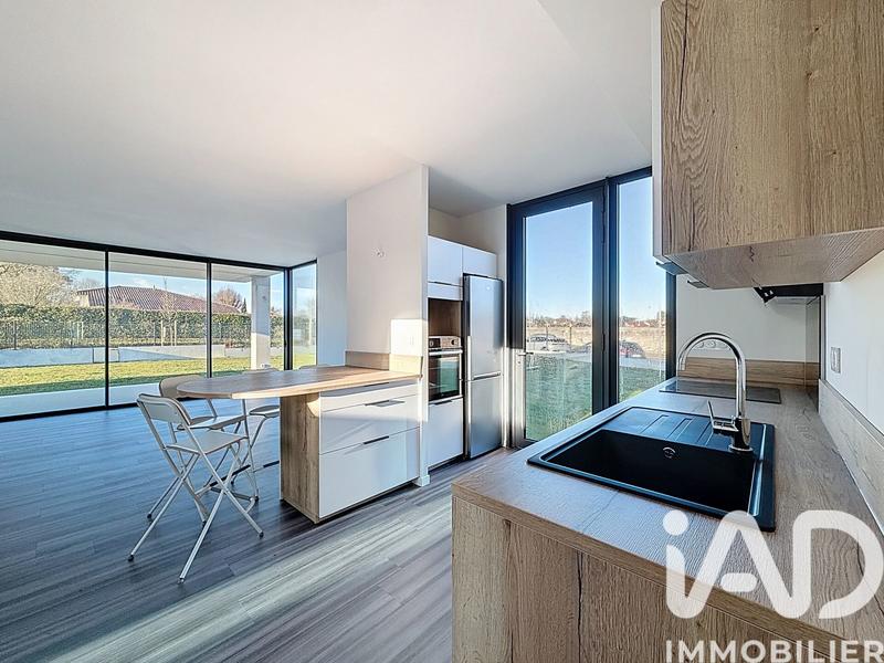 Maison - 104 m² - 5 pièces