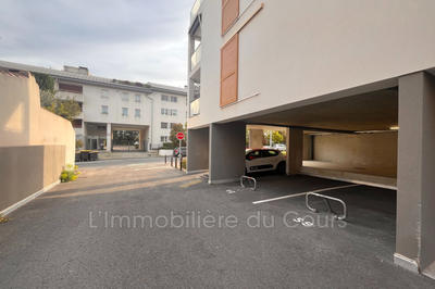 Parking / Garage - 8 m²