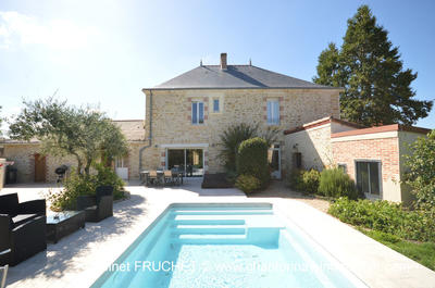 Maison - 168 m² - 6 pièces