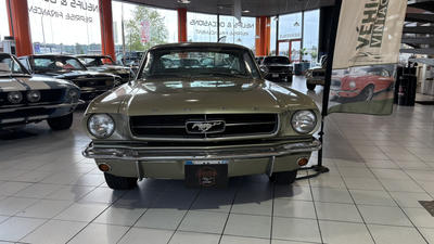 Ford Mustang Fastback 289 ci V8 champagne 1965