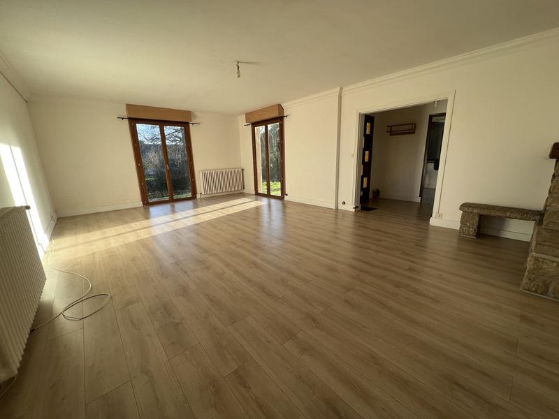 Maison - 179 m² - 7 pièces