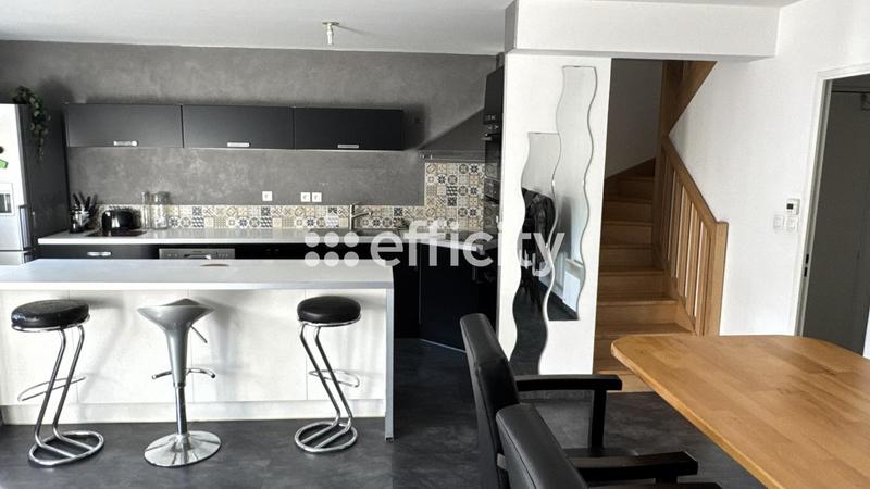 Duplex - 87 m² - 4 pièces