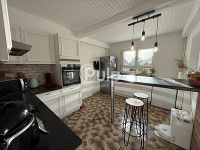 Maison - 97 m² - 5 pièces