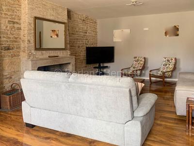 Maison en pierre - 439 m² - 14 pièces