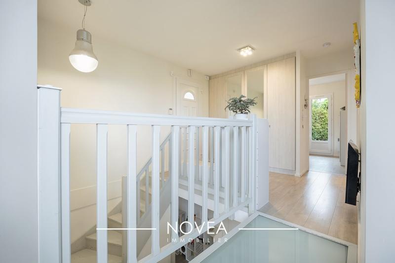 Maison - 135 m² - 6 pièces