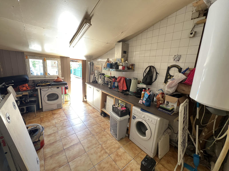 Maison - 244 m² - 10 pièces