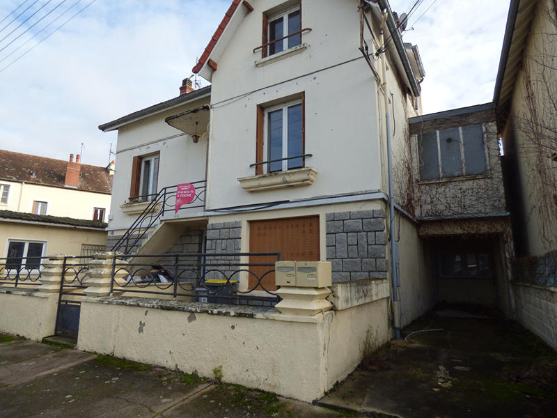 Immeuble - 12 pièces