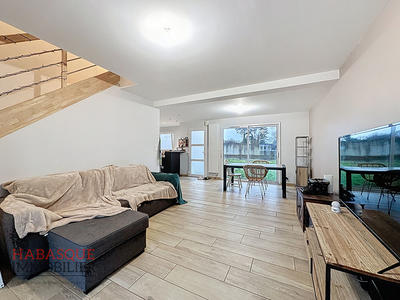 Maison - 89 m² - 5 pièces