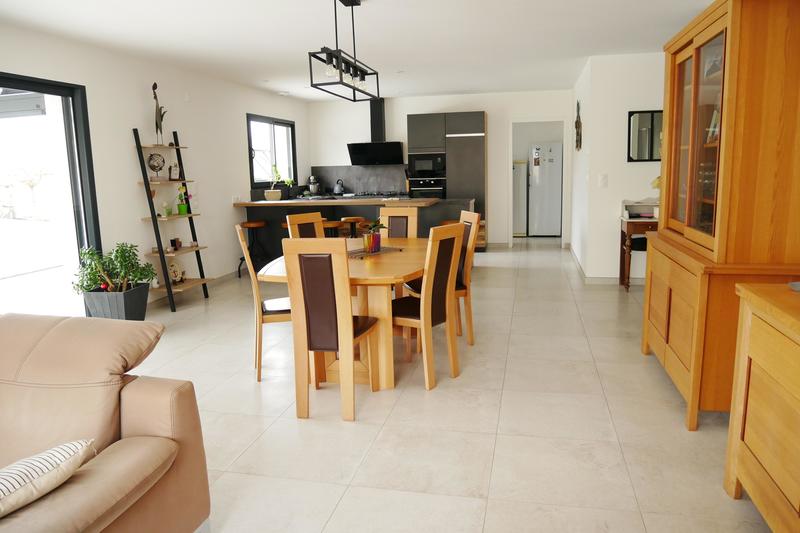 Maison - 120 m² - 4 pièces