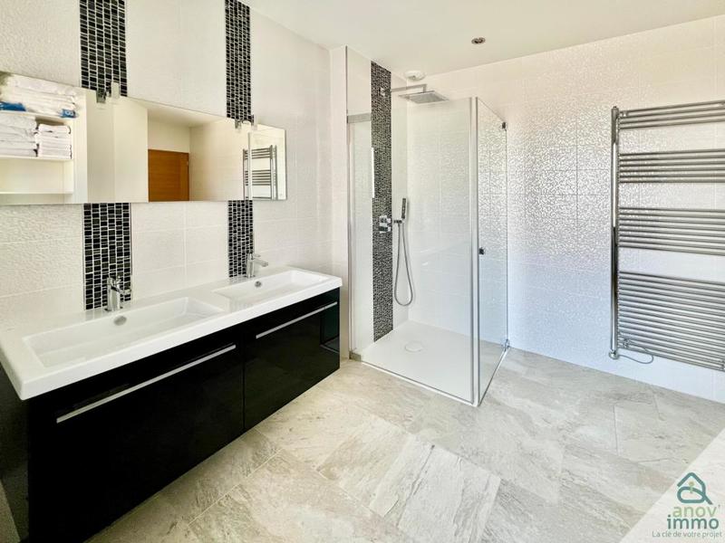 Maison d'architecte - 186 m² - 7 pièces