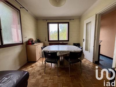 Maison - 98 m² - 5 pièces