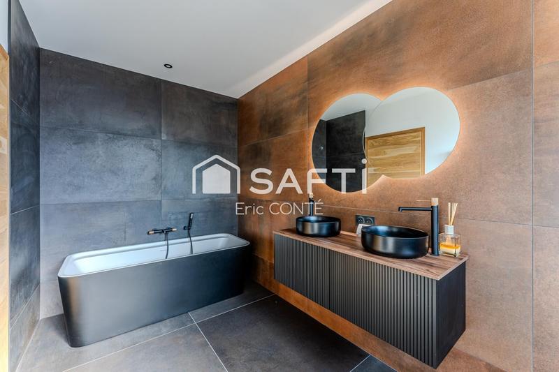 Villa - 324 m² - 7 pièces