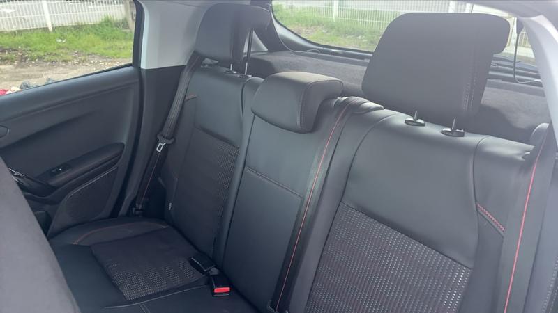 Peugeot 208 1.6 Bluehdi 100 Gt Line