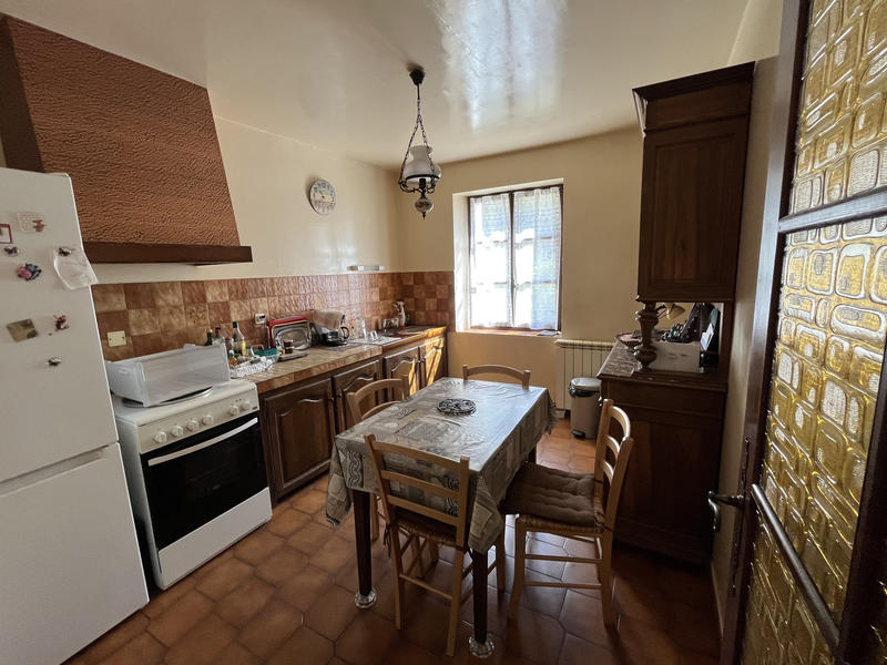 Propriété - 176 m² - 10 pièces