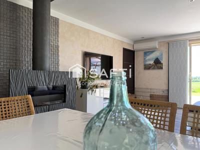 Maison - 143 m² - 5 pièces