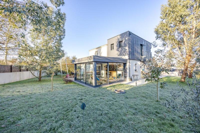 Maison - 165 m² - 7 pièces