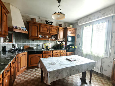 Maison traditionnelle - 156 m² - 7 pièces