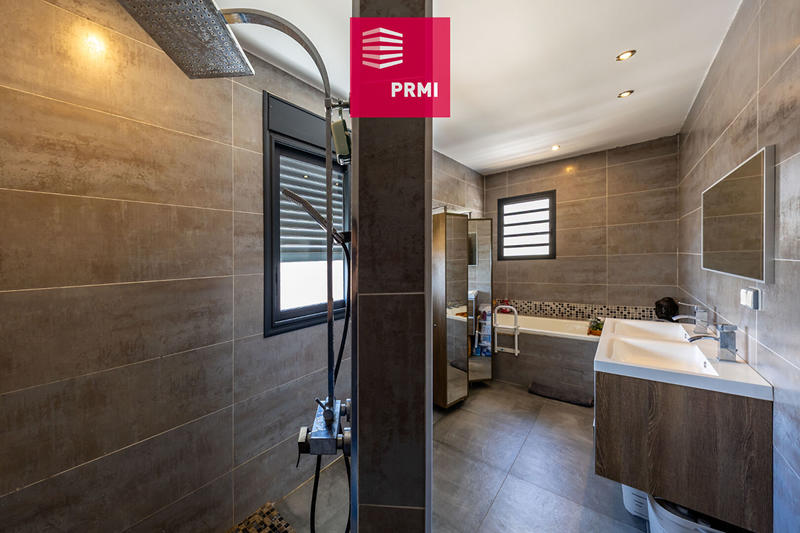 Maison - 157 m² - 6 pièces