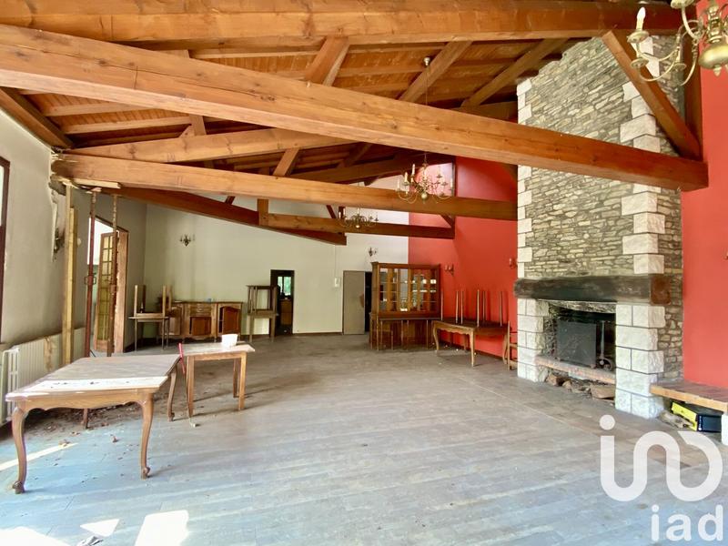 Maison - 620 m² - 8 pièces